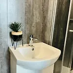Apartment Manzil By Heyhouselife Middlesbrough